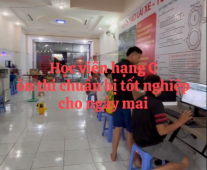 HỌC VIÊN HẠNG C ÔN THI